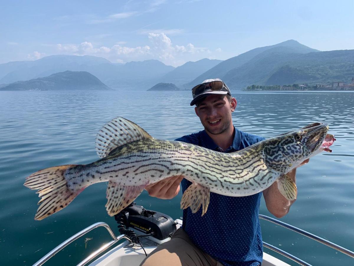 In Riva Al Lago Di Iseo Dependance Primo Piano Marone Esterno foto