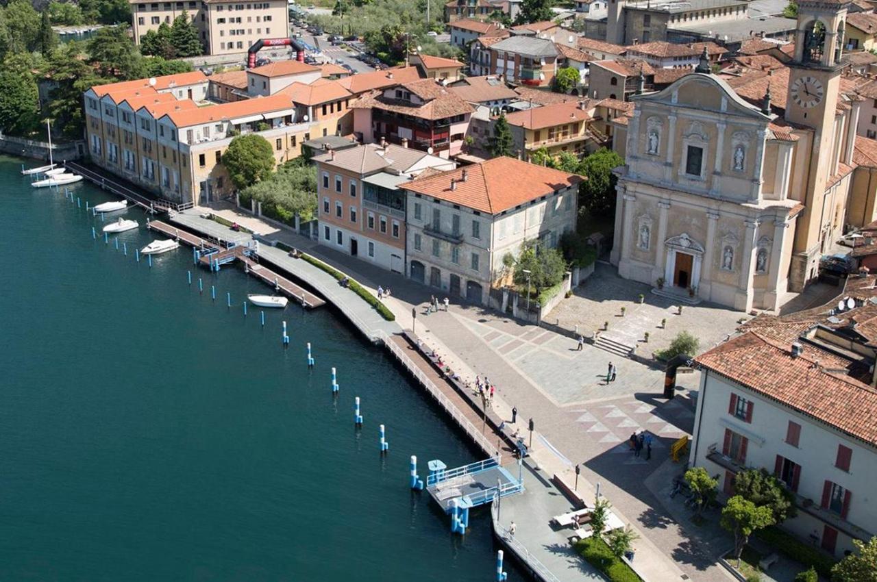 In Riva Al Lago Di Iseo Dependance Primo Piano Marone Esterno foto